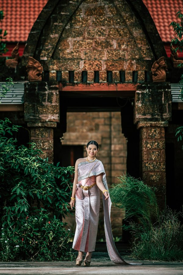 Mode trans : 10 conseils pour exprimer votre identité avec style